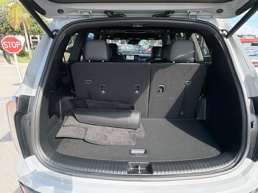 Used 2024 Kia Telluride EX X-Line AWD/4WD image 28