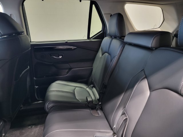 Certified 2025 Honda Pilot EX-L image 13
