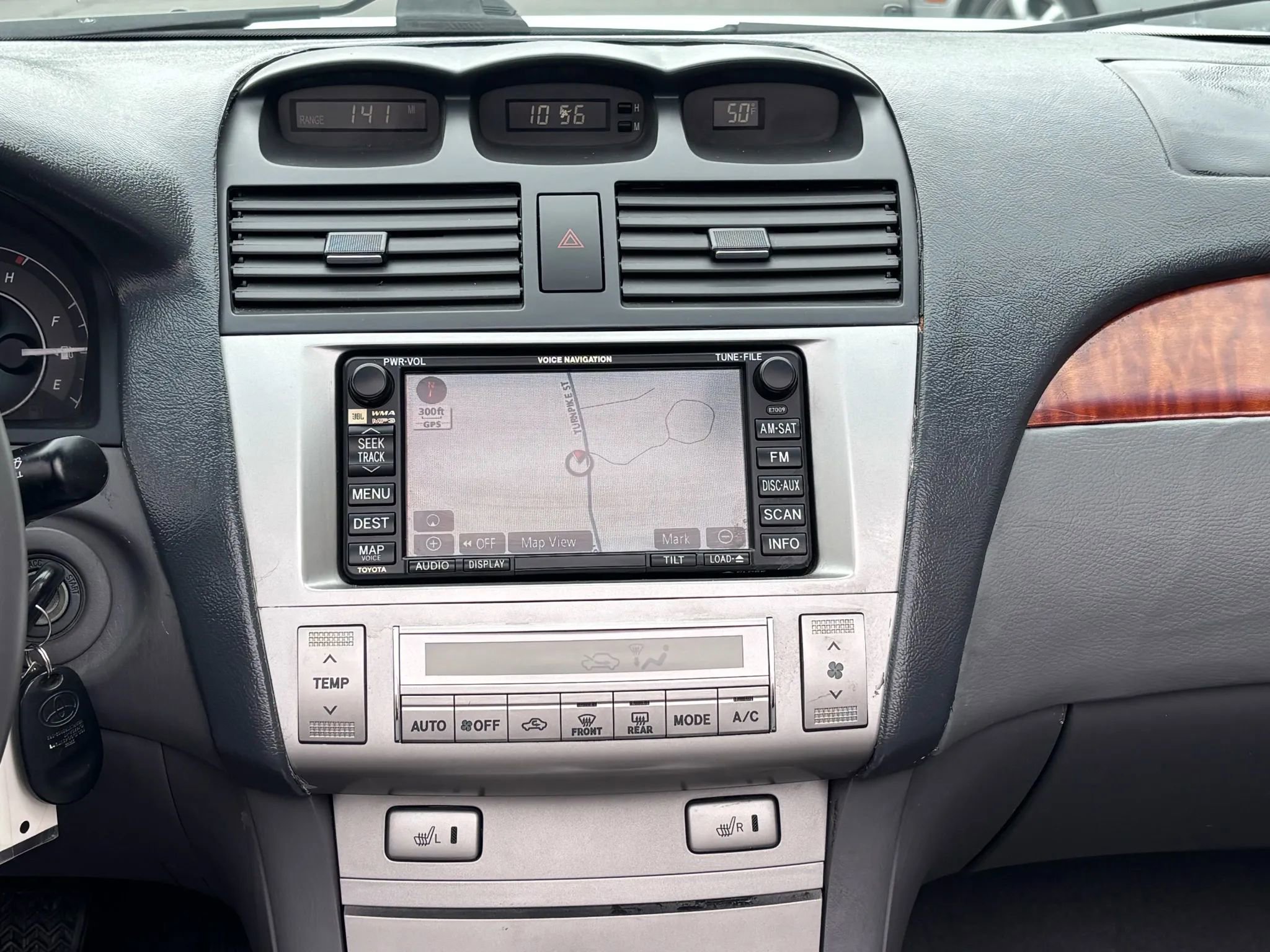 Used 2008 Toyota Solara SLE image 31