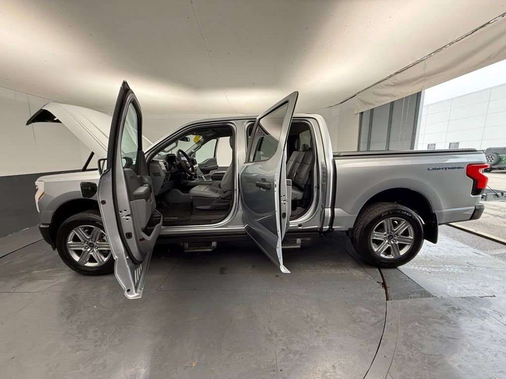 Used 2023 Ford F150 Lightning Pro w/ Tow Technology Package image 16