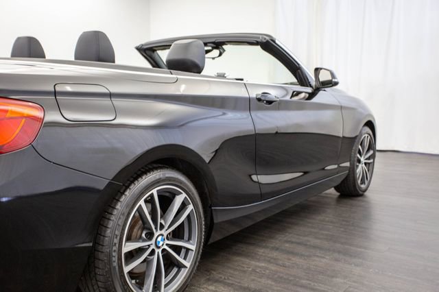 Used 2018 BMW 230i Convertible w/ Premium Package image 29
