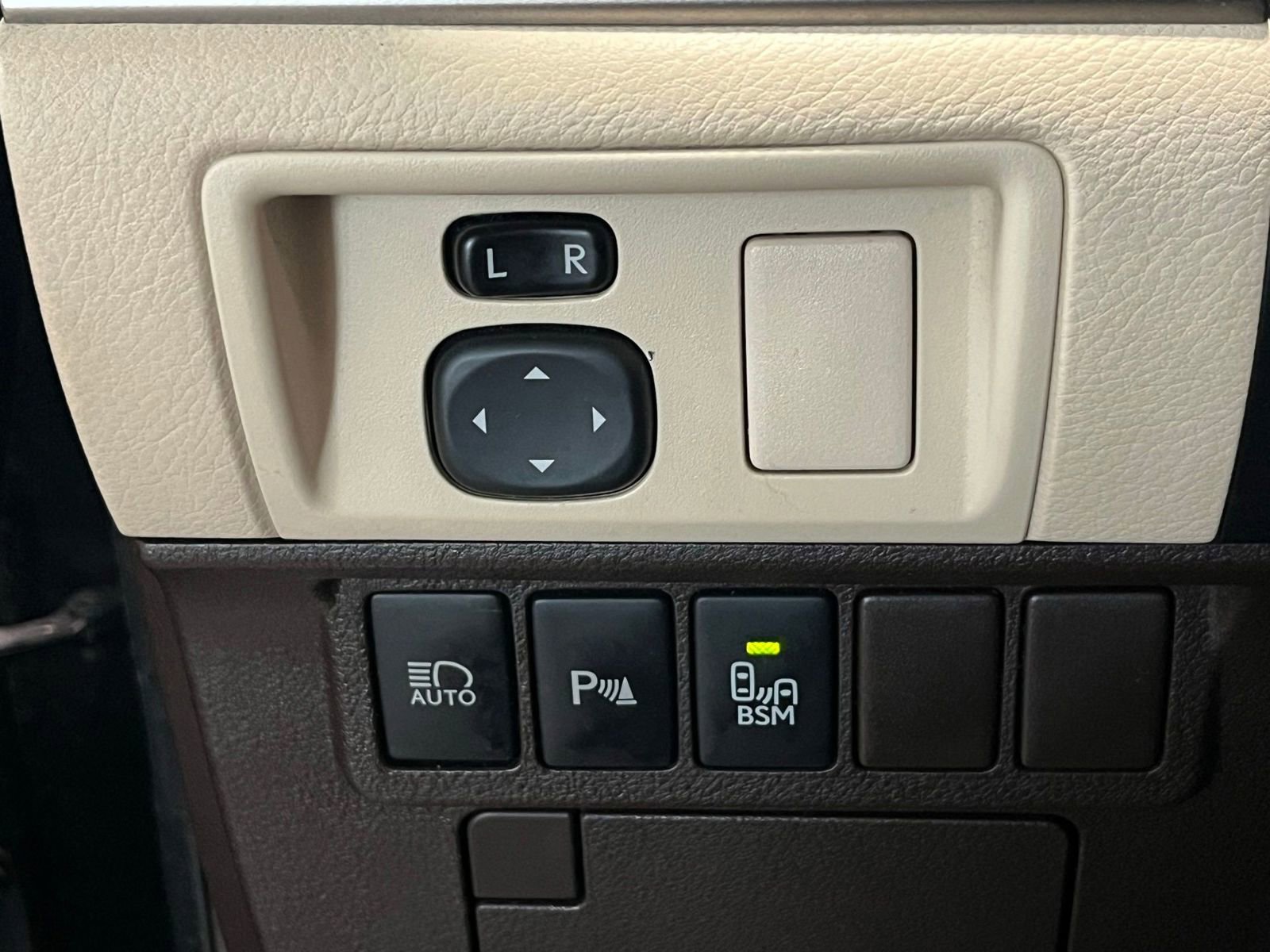 Used 2018 Lexus ES 350 w/ Premier Package FWD image 31