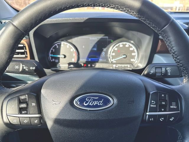 Used 2023 Ford Maverick Lariat w/ Lariat Luxury Package image 11