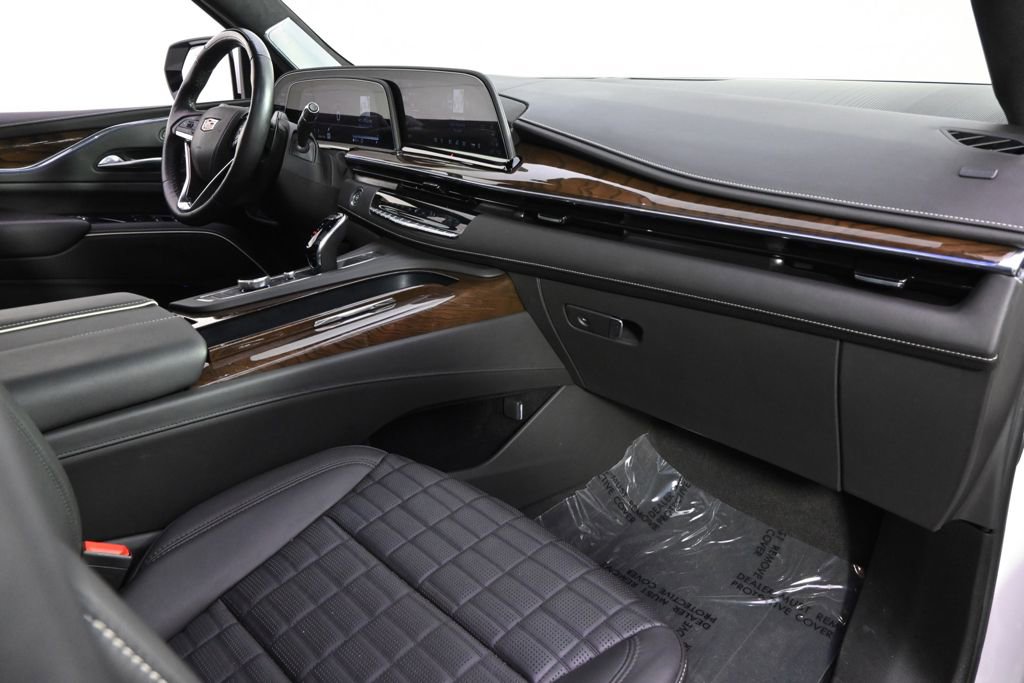 Certified 2024 Cadillac Escalade ESV Sport Platinum w/ LPO, ONYX Package image 15