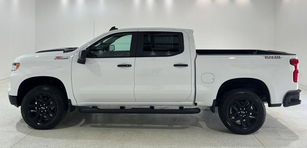 New 2026 Chevrolet Silverado 1500 LT Trail Boss w/ LT Trail Boss Premium Package AWD/4WD image 2