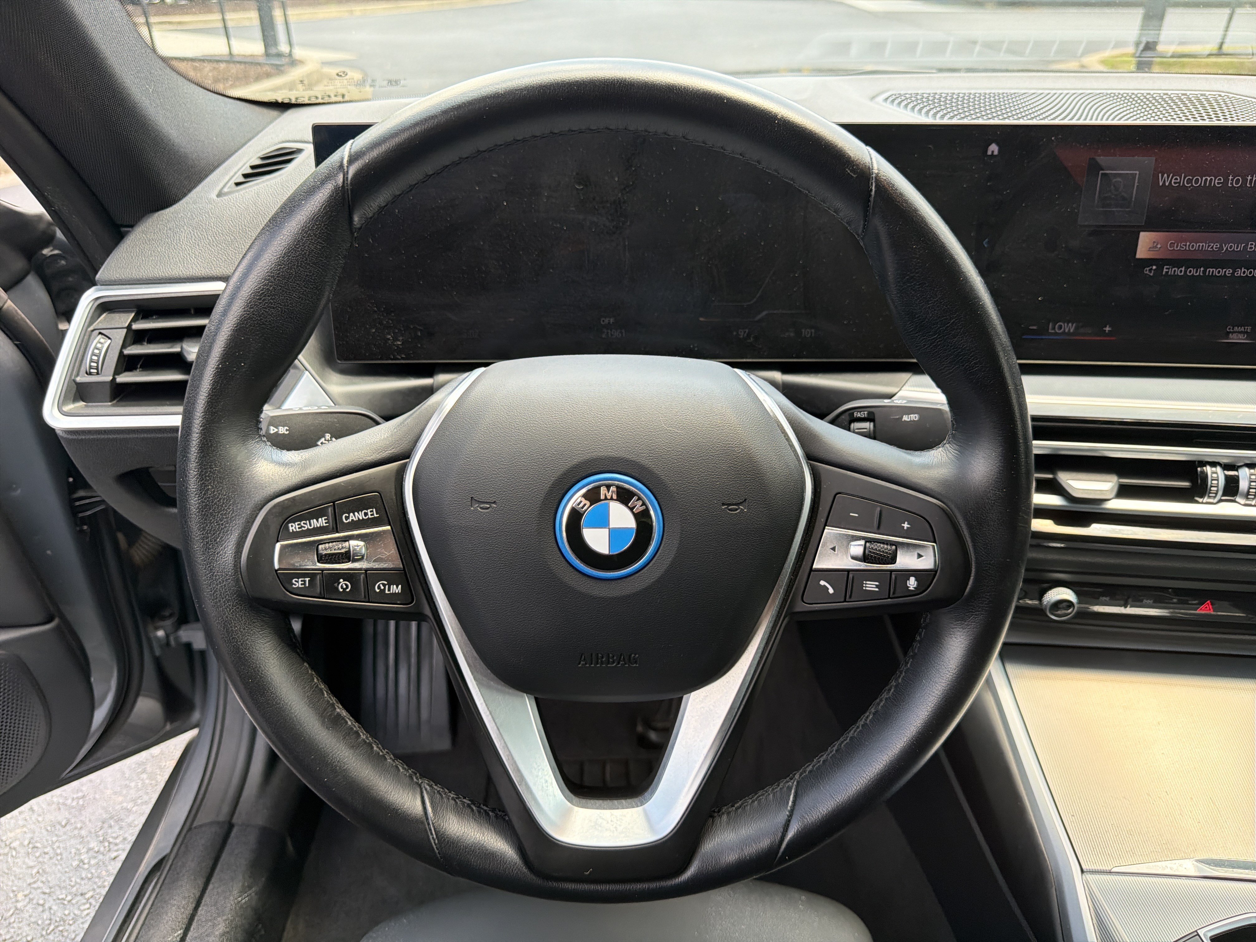 Used 2023 BMW i4 eDrive35 RWD image 10