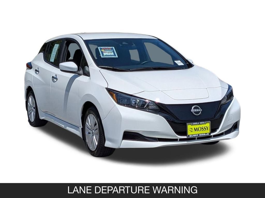 Used 2025 Nissan Leaf S FWD image 2