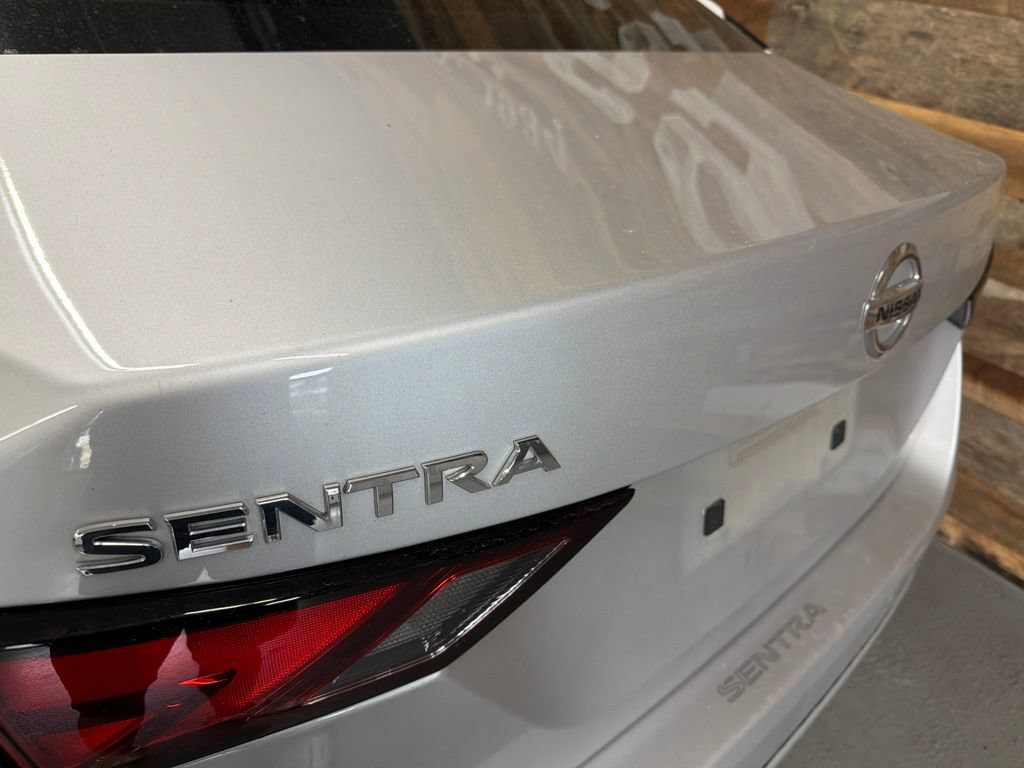 Used 2021 Nissan Sentra SV FWD image 7