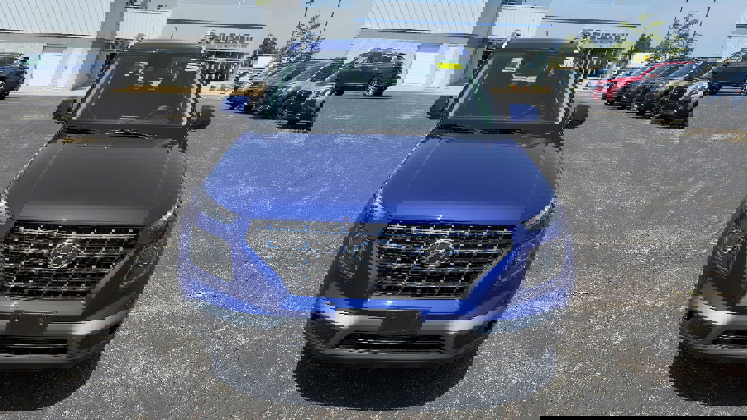 Used 2023 Hyundai Venue SEL w/ Cargo Package image 8