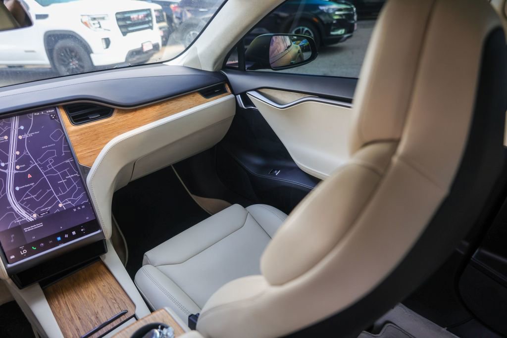 Used 2018 Tesla Model S 75D AWD/4WD image 23