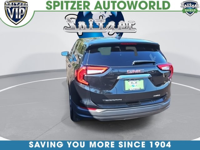 Used 2024 GMC Terrain SLE AWD/4WD image 13