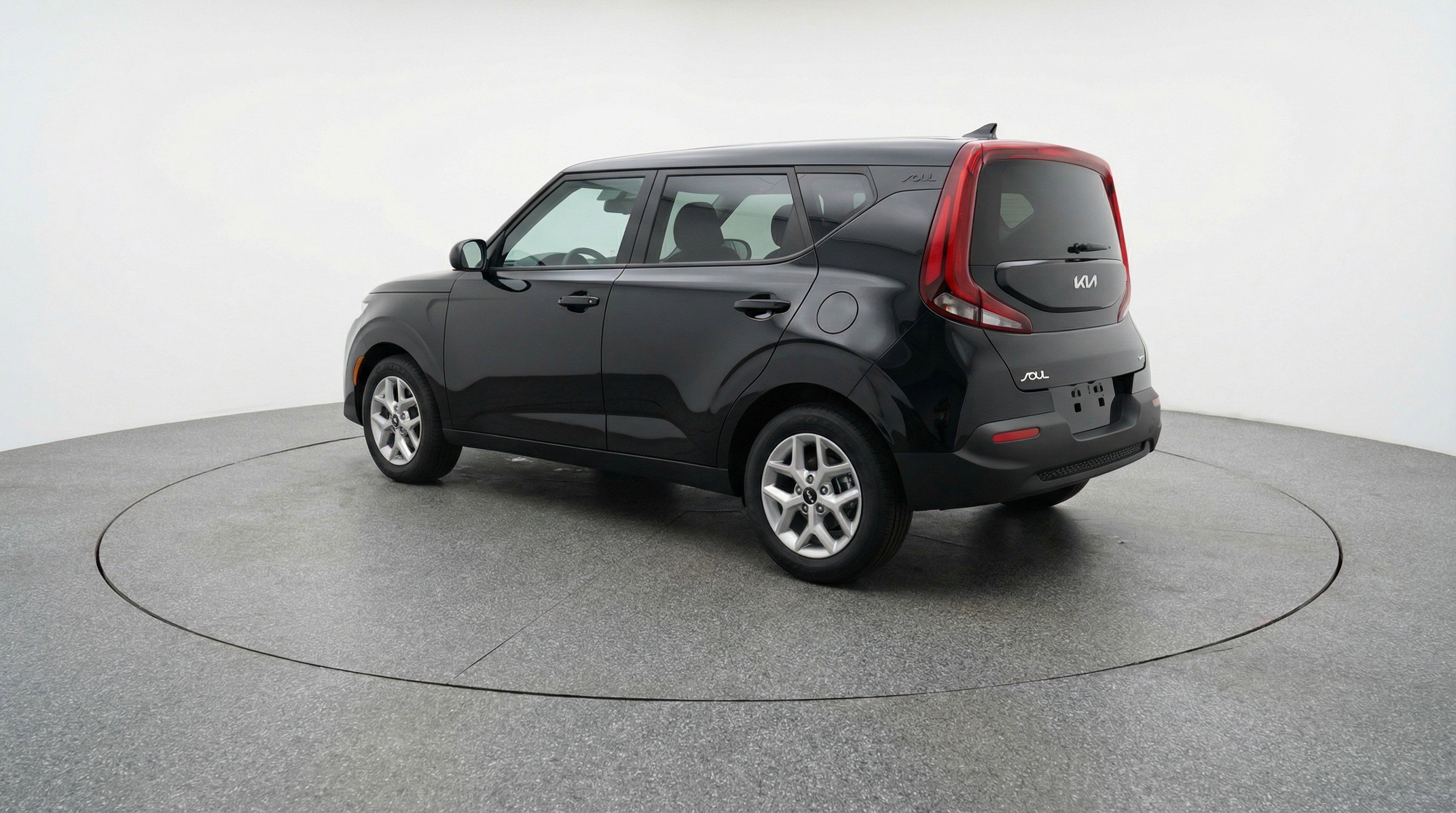 Used 2025 Kia Soul LX w/ LX Technology Package image 6