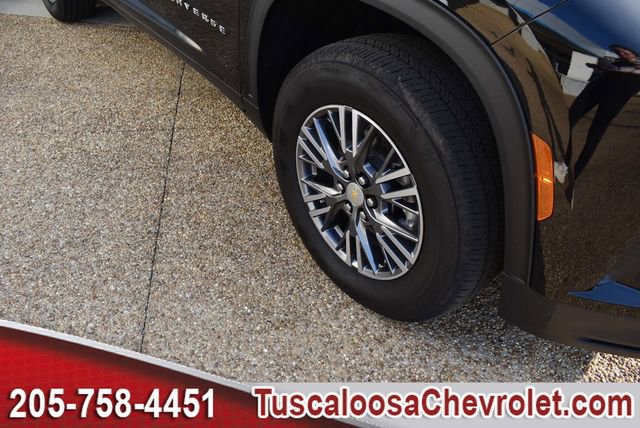 Used 2025 Chevrolet Traverse LT w/ Driver Confidence Package image 14