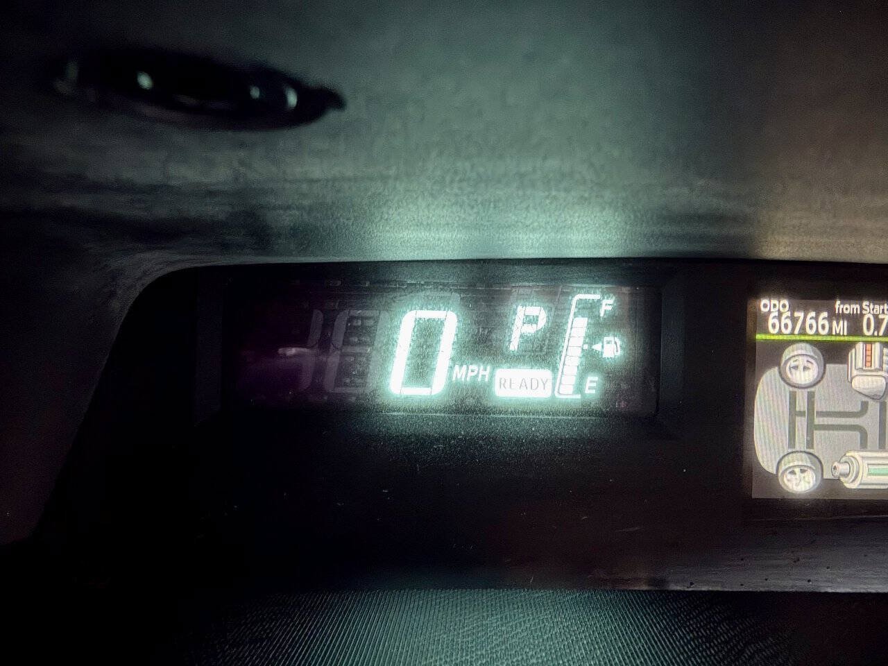 Used 2014 Toyota Prius C Four FWD image 40