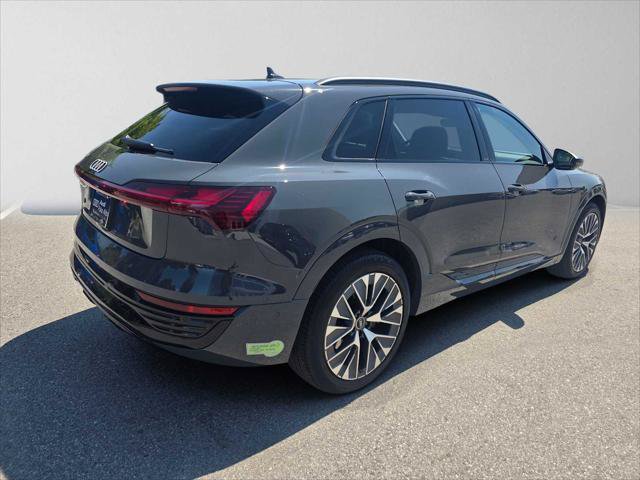 Used 2024 Audi Q8 e-tron Prestige w/ Prestige Package AWD/4WD image 3