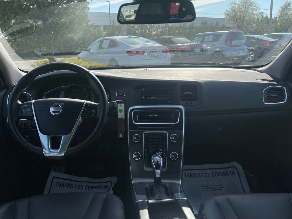 Used 2015 Volvo V60 T5 Premier Plus image 16