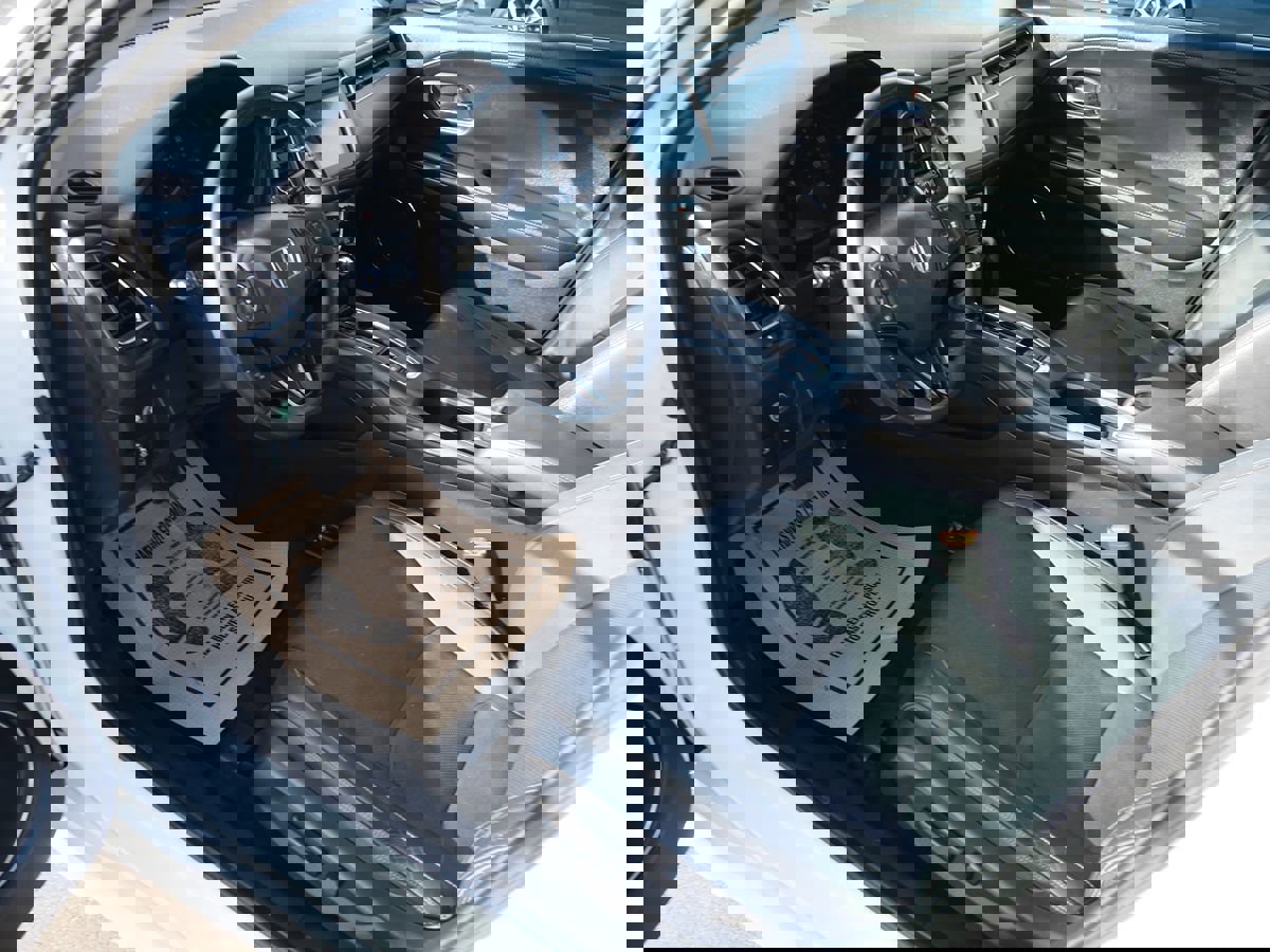 Used 2019 Honda HR-V Touring image 9