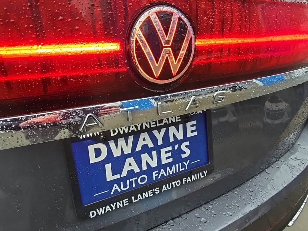 Used 2024 Volkswagen Atlas SE image 34