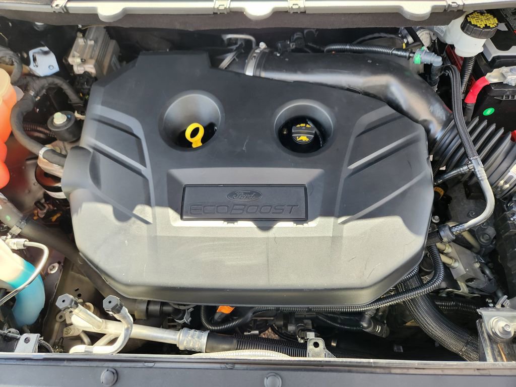 Used 2018 Ford Edge SE image 19