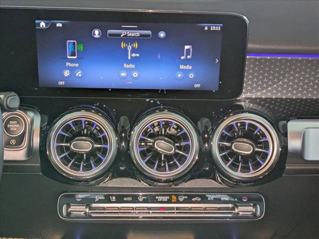 Certified 2025 Mercedes-Benz GLB 250 image 17