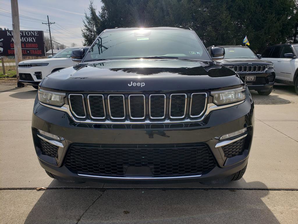 New 2025 Jeep Grand Cherokee Limited image 9