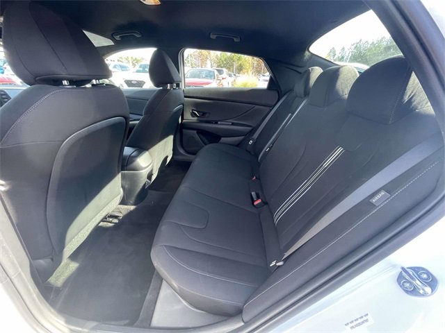 Certified 2025 Hyundai Elantra Sport image 10