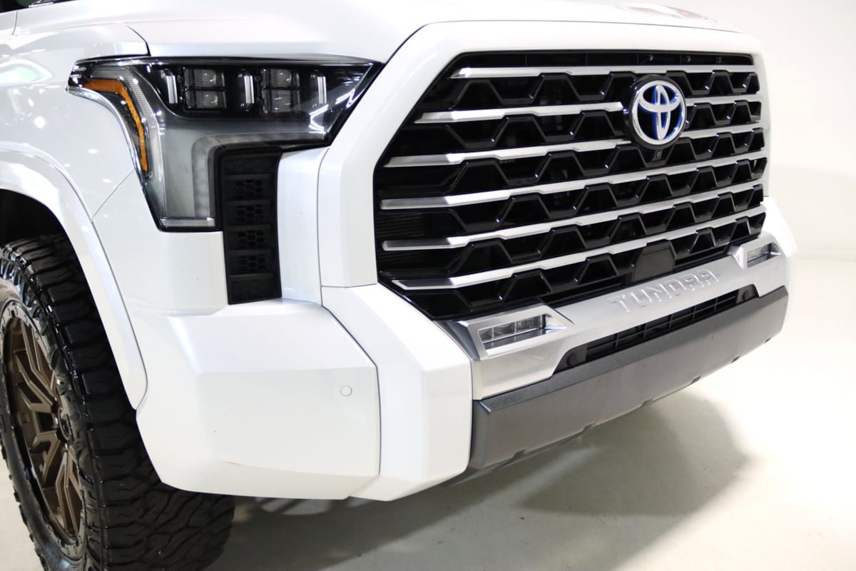 Used 2024 Toyota Tundra Capstone AWD/4WD image 28