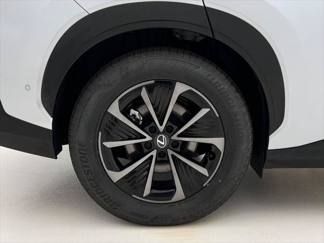 Certified 2026 Lexus RZ 450e AWD w/ Technology Package image 30