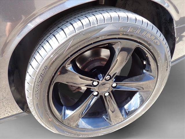 Used 2016 Dodge Challenger R/T Plus RWD image 7