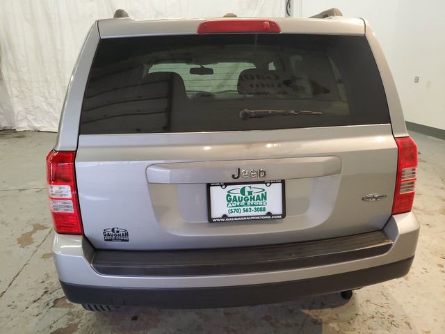 Used 2014 Jeep Patriot High Altitude FWD image 6