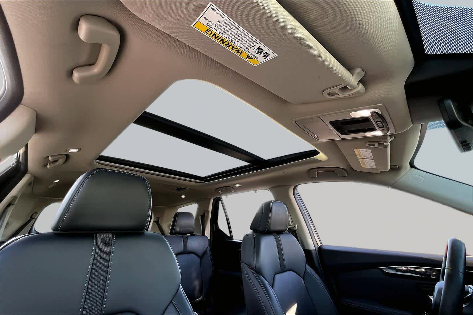 Used 2023 Honda Pilot Touring image 14
