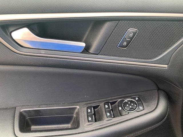 Used 2024 Ford Edge SEL image 20