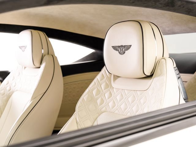 Used 2022 Bentley Continental GT image 25