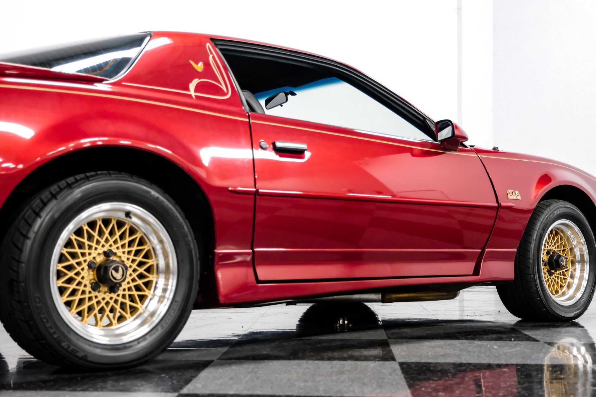 Used 1988 Pontiac Firebird Trans Am image 25
