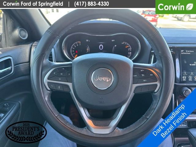 Used 2019 Jeep Grand Cherokee Laredo AWD/4WD image 12
