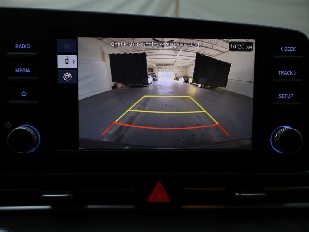 Used 2025 Hyundai Elantra Sport image 21