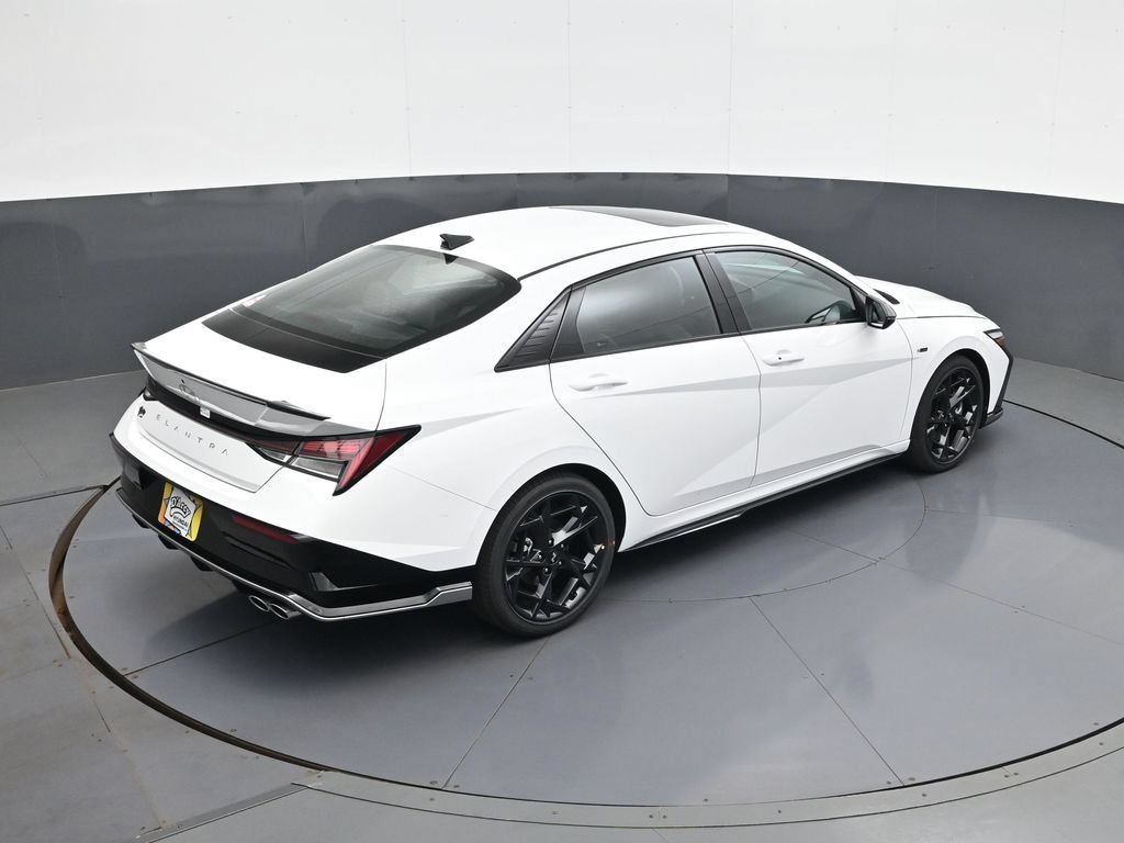 New 2026 Hyundai Elantra N Line FWD image 17
