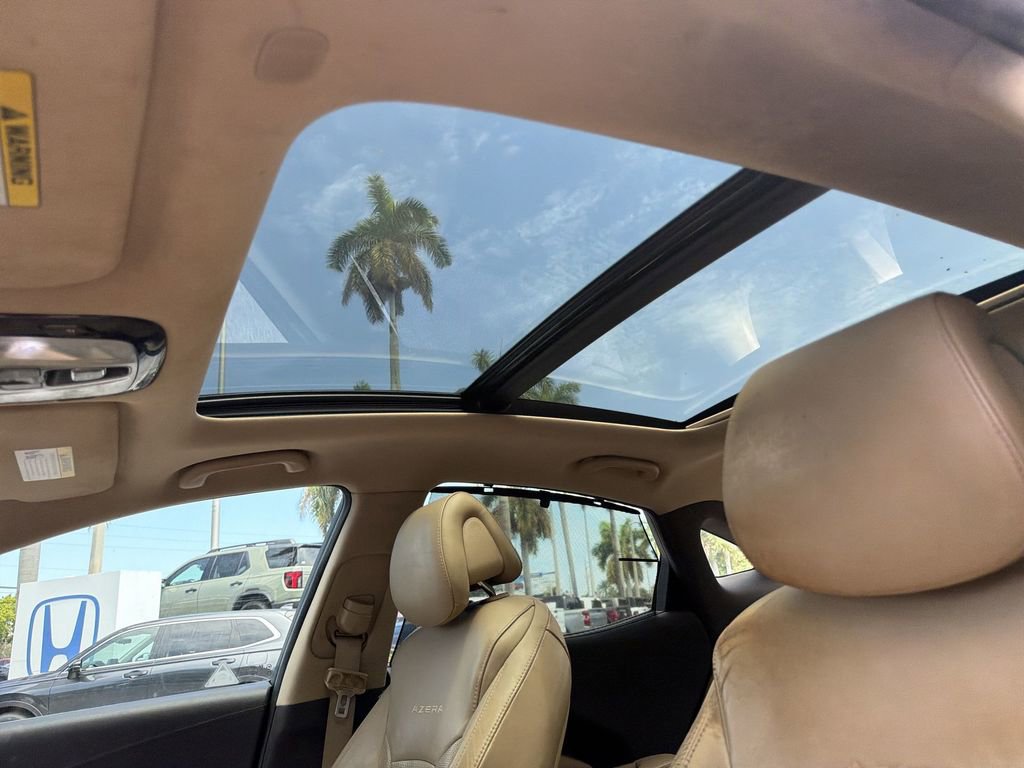Used 2013 Hyundai Azera w/ Technology Pkg FWD image 26