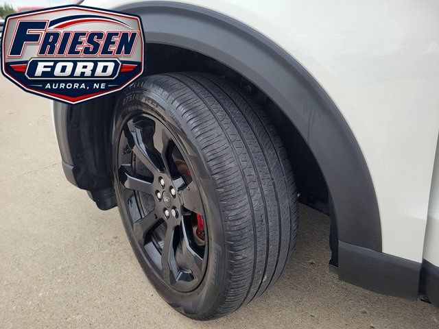 Used 2022 Ford Explorer ST w/ ST Street Pack AWD/4WD image 9
