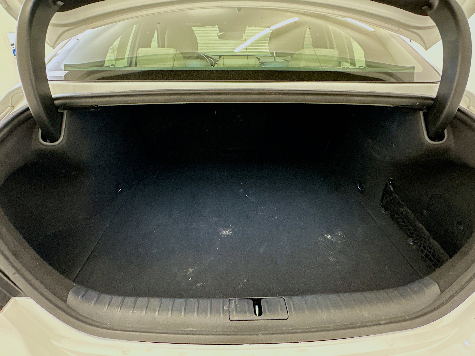 Used 2025 Genesis G70 2.5T image 30