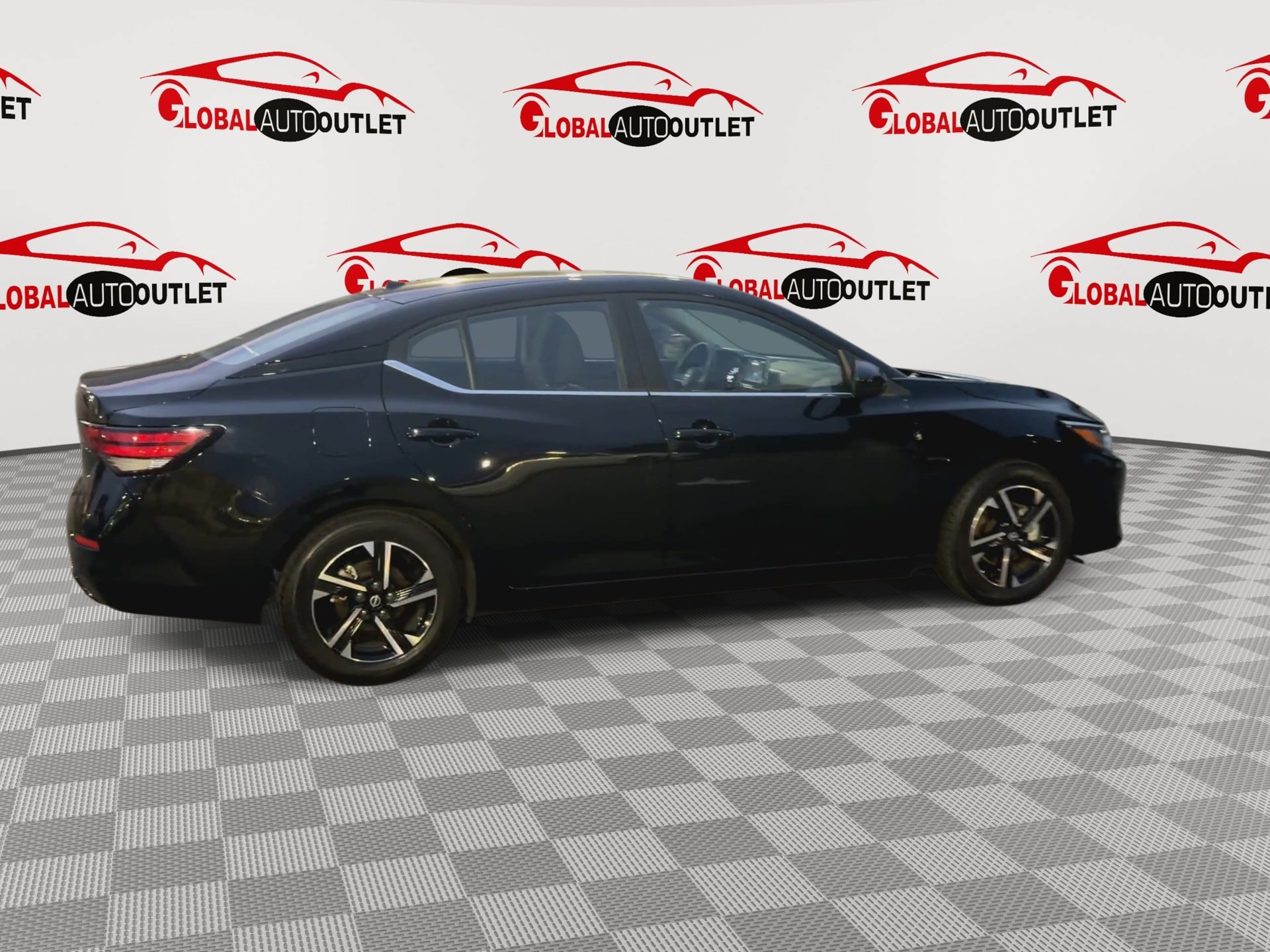 Used 2025 Nissan Sentra SV FWD image 9