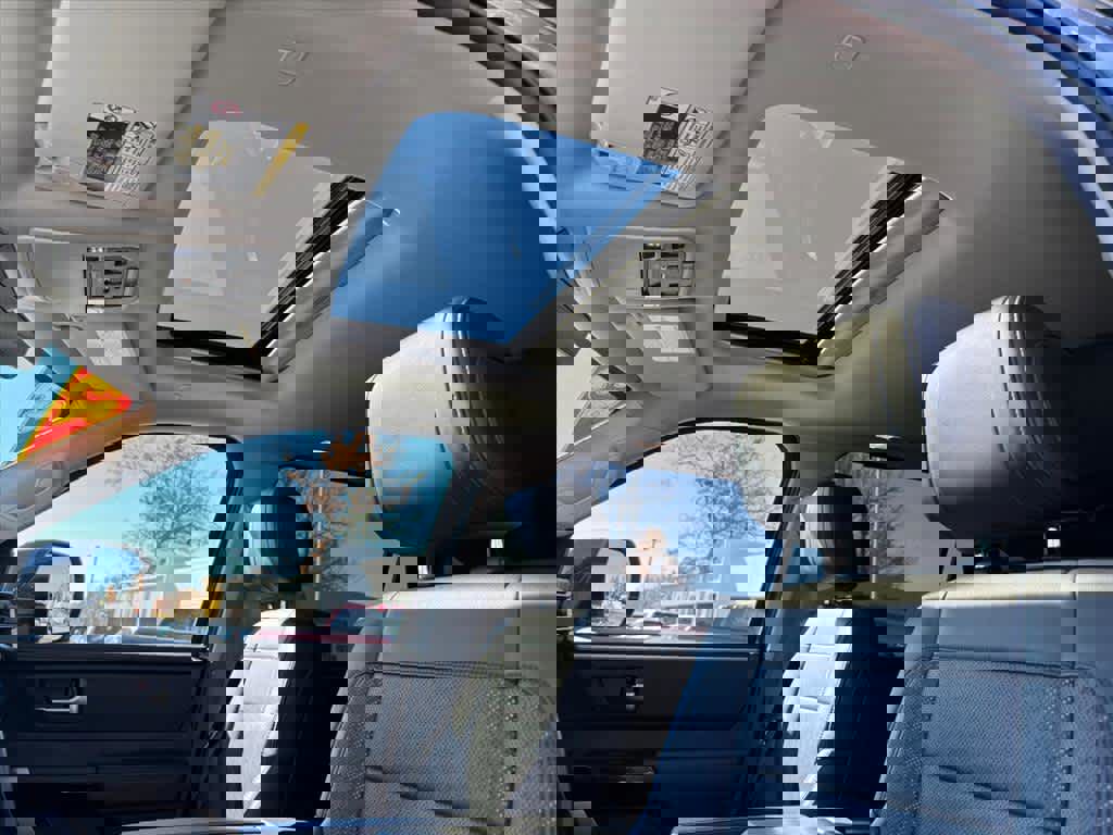 Used 2023 Toyota Sequoia Limited image 23