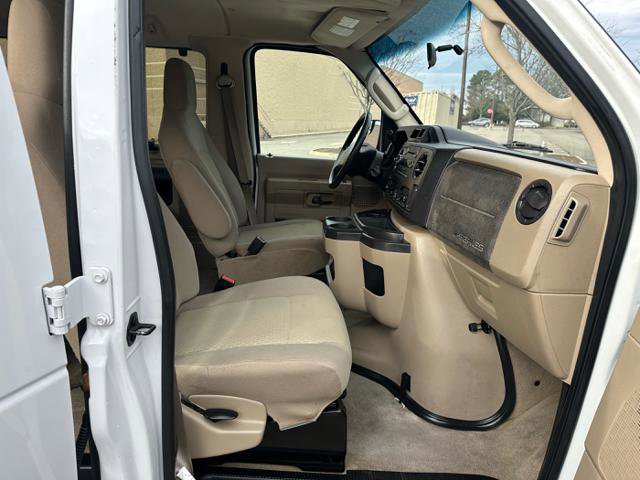 Used 2011 Ford E-350 and Econoline 350 XLT image 19