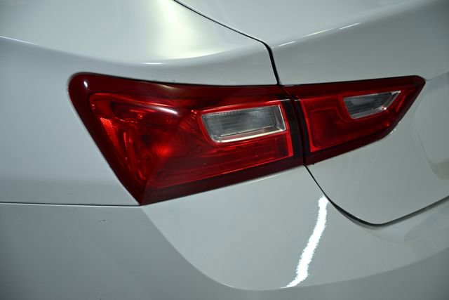 Used 2024 Chevrolet Malibu LT image 14