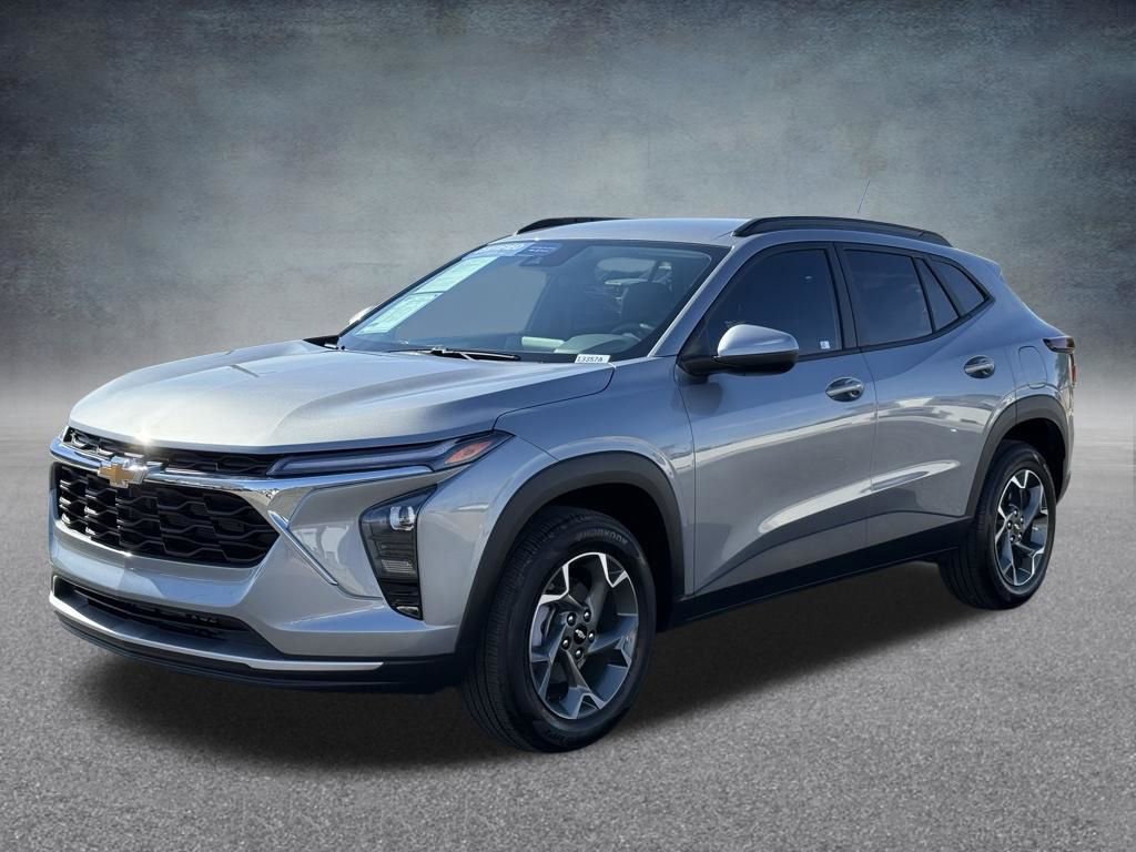 Certified 2025 Chevrolet Trax LT w/ LT Convenience Package image 9