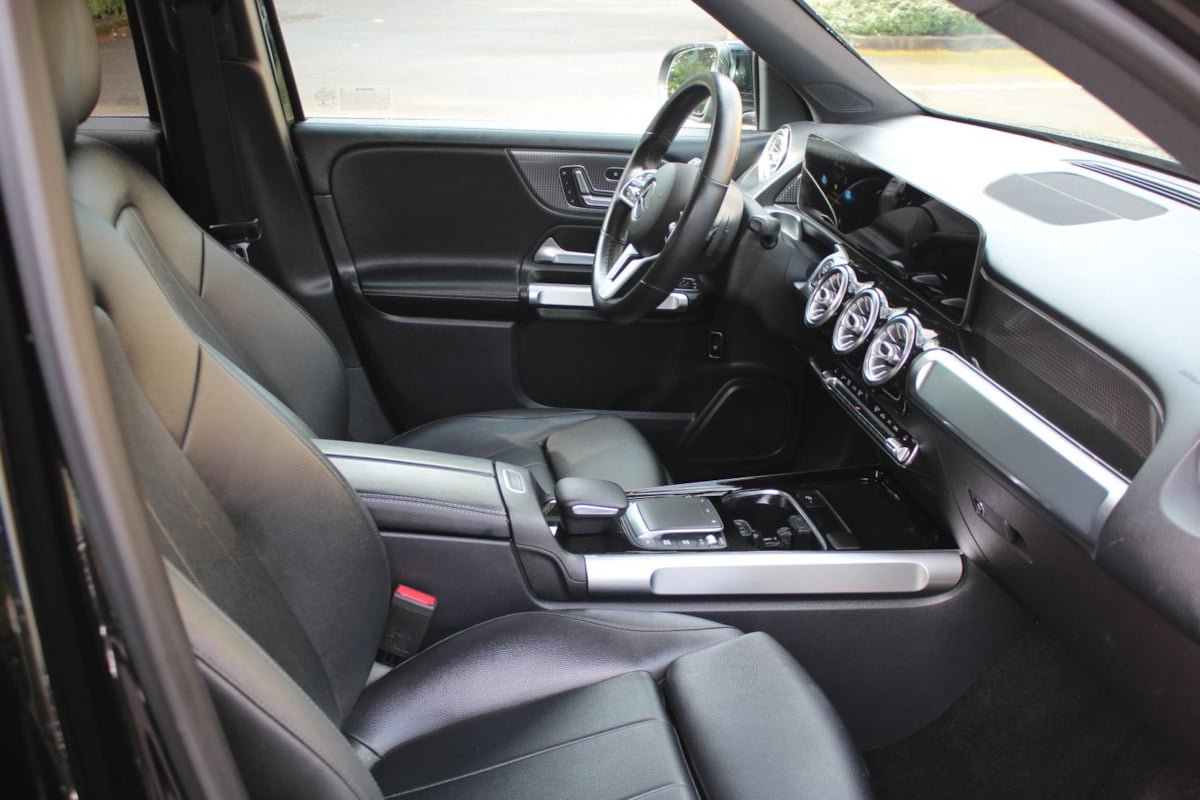 Used 2021 Mercedes-Benz GLB 250 4MATIC image 27