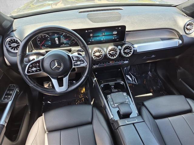 Used 2021 Mercedes-Benz GLB 250 4MATIC image 18