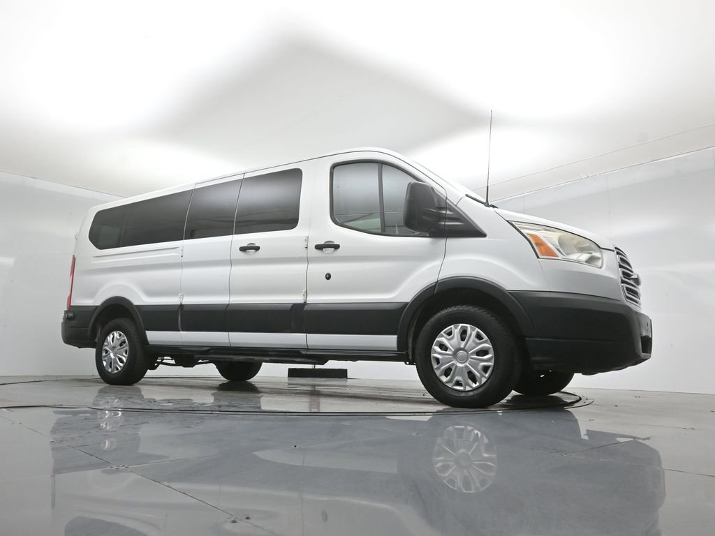 Used 2016 Ford Transit 350 XLT image 3