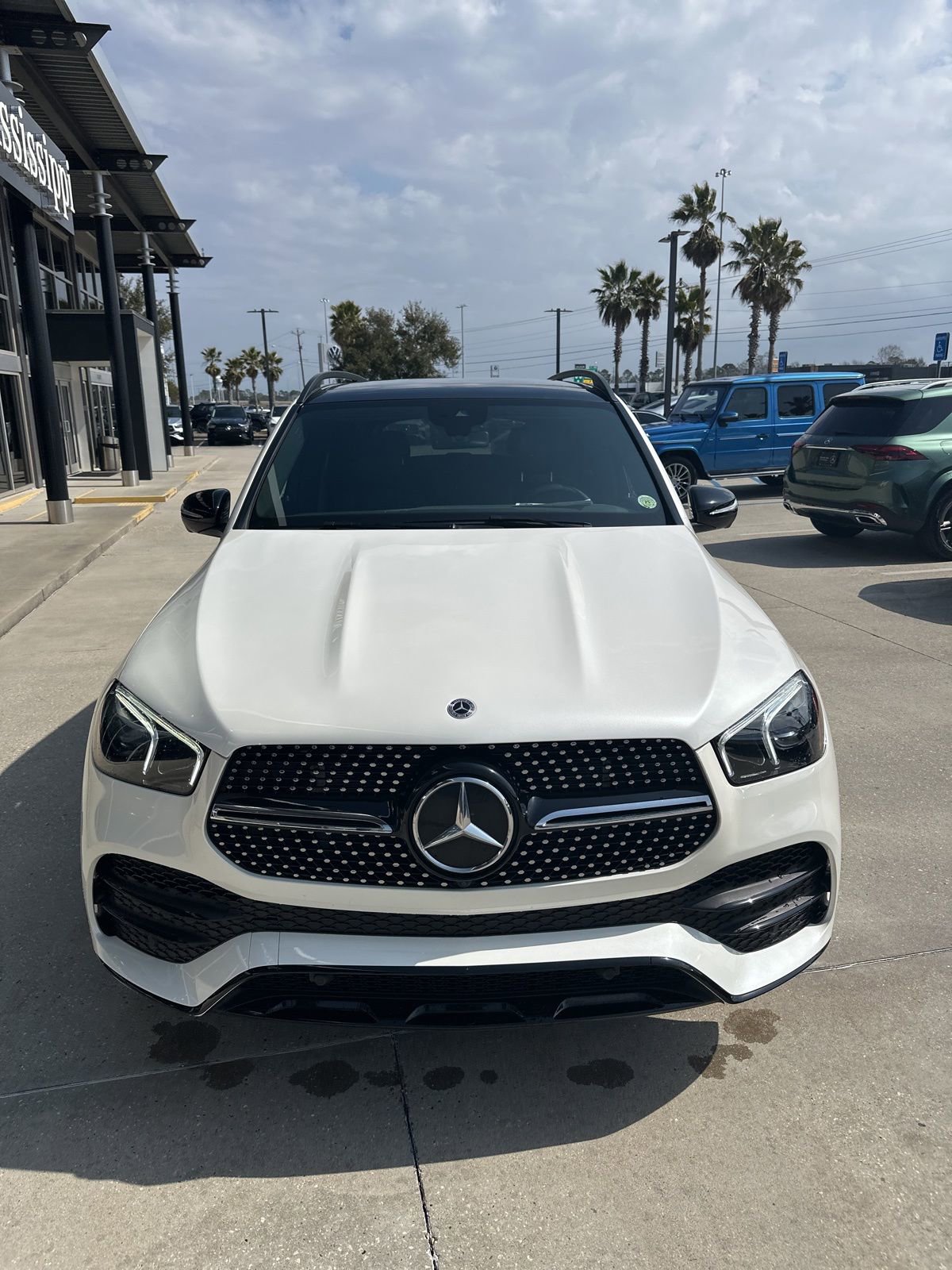 Used 2023 Mercedes-Benz GLE 450 4MATIC image 3