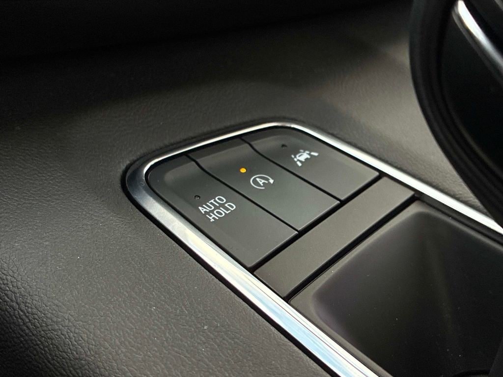Used 2024 Cadillac Escalade Premium Luxury w/ Performance Package AWD/4WD image 38